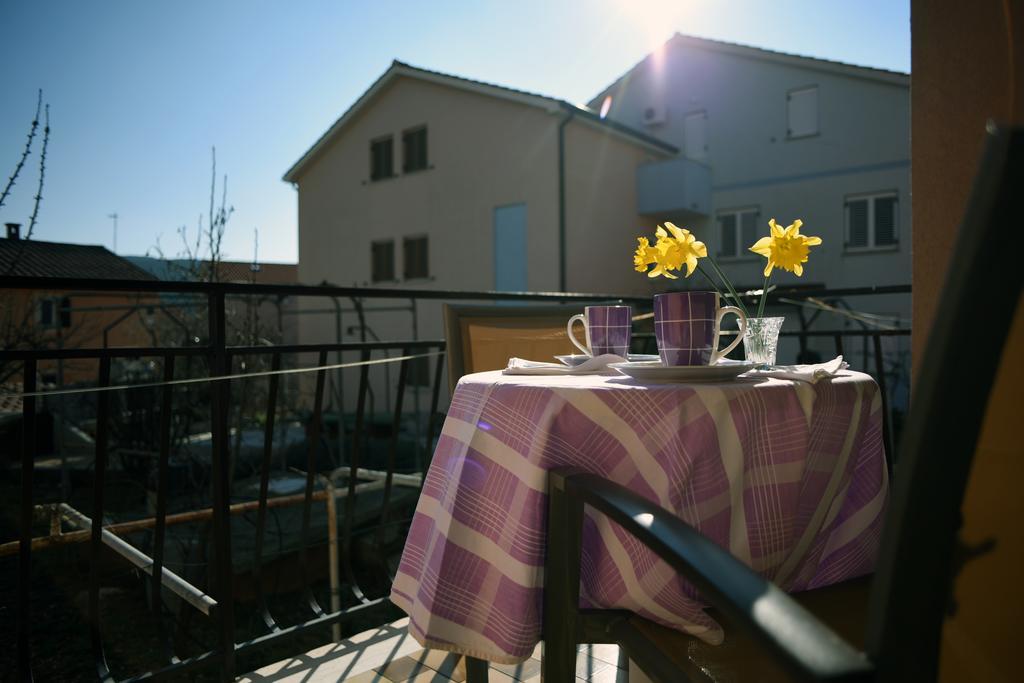Apartments Ida Црес Экстерьер фото