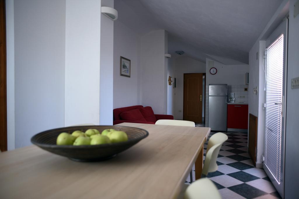 Apartments Ida Црес Экстерьер фото