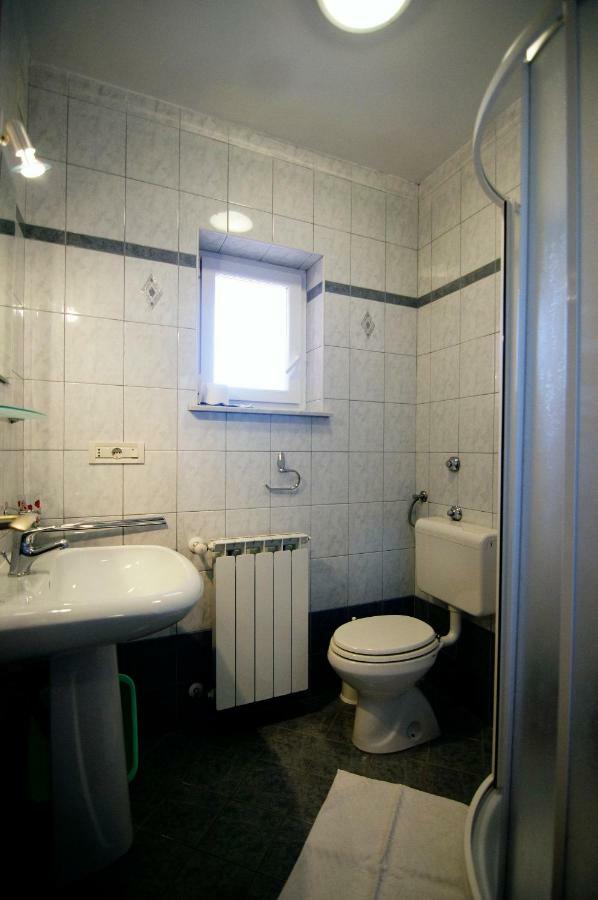 Apartments Ida Црес Экстерьер фото