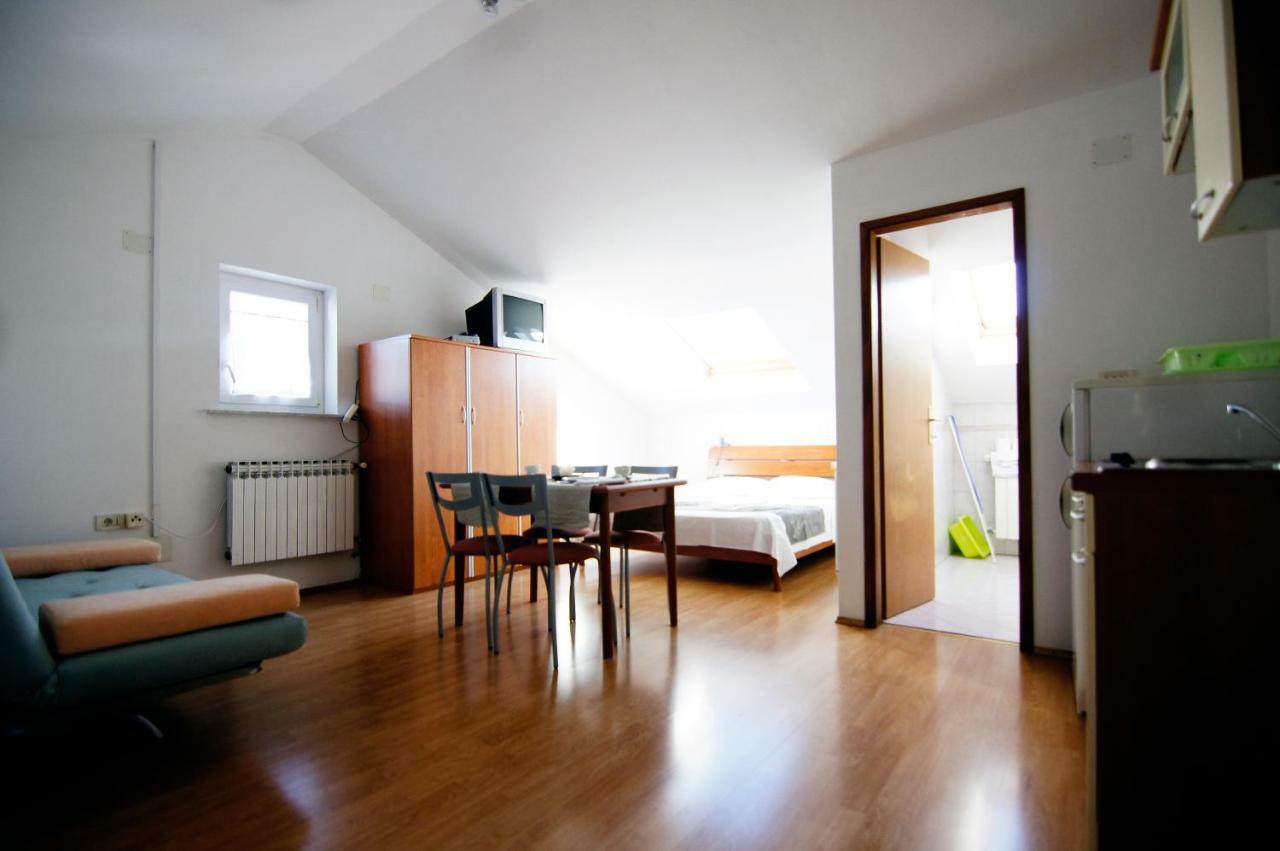 Apartments Ida Црес Экстерьер фото